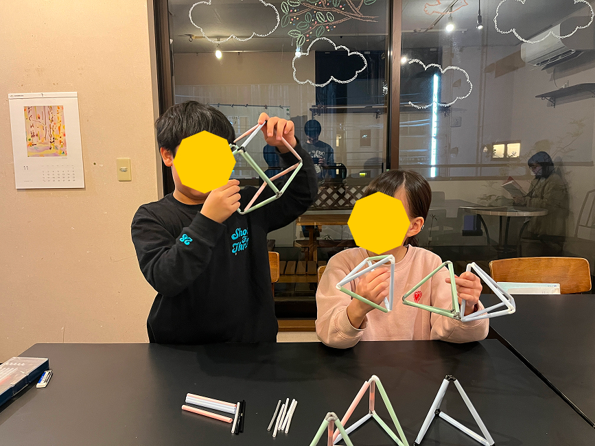 プラトン多面体　ストローで「正四面体」を作る