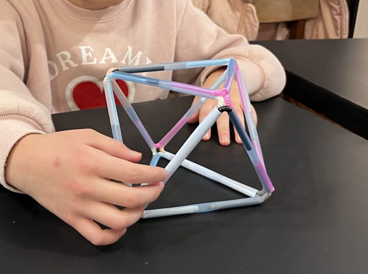 プラトン多面体　「正四面体」を積み上げると中にはどんな立体ができる…？